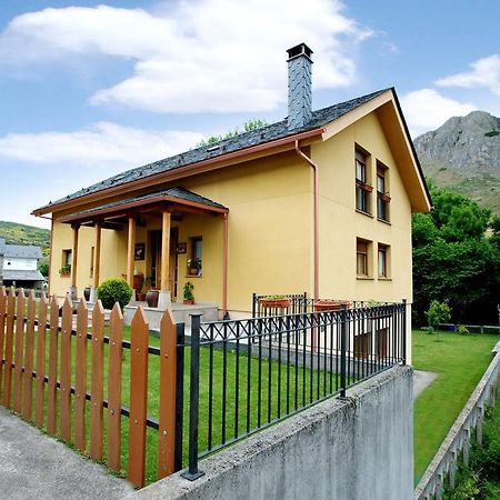 Gasthaus El Aposento De Babia Quintanilla De Babia Exterior foto