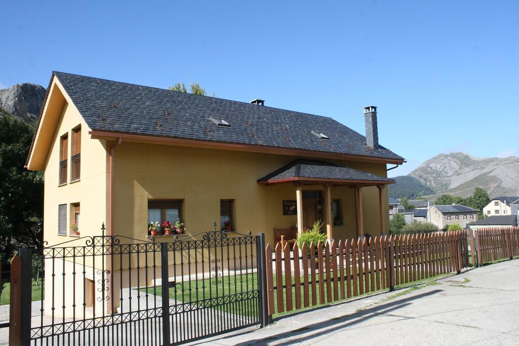 Gasthaus El Aposento De Babia Quintanilla De Babia Exterior foto